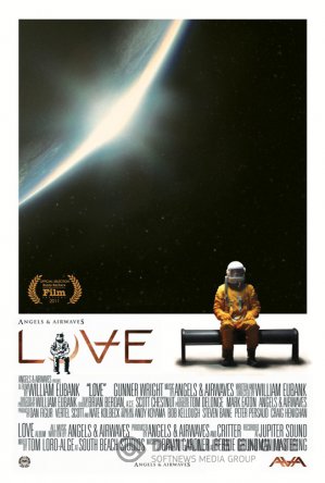  / Love (2011)